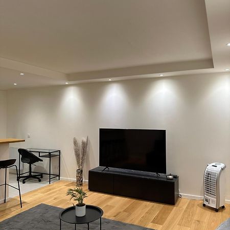 Super Appartement Refait A Neuf Beaucoup De Charme Boulogne-Billancourt Exterior foto